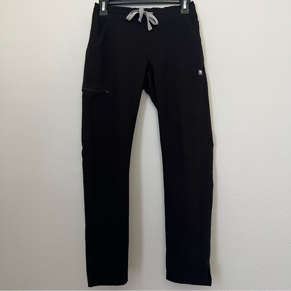 FIGS Black Technical Collection Cargo Pants Drawstring Scrubs Womens size XXS